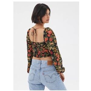 Urban Outfitters Black Floral Crop Top Small Smocked Stretch Elastic
